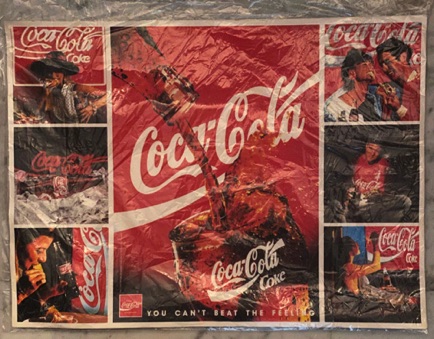 P7136-1 € 2,00 coca cola papieren place mat.jpeg